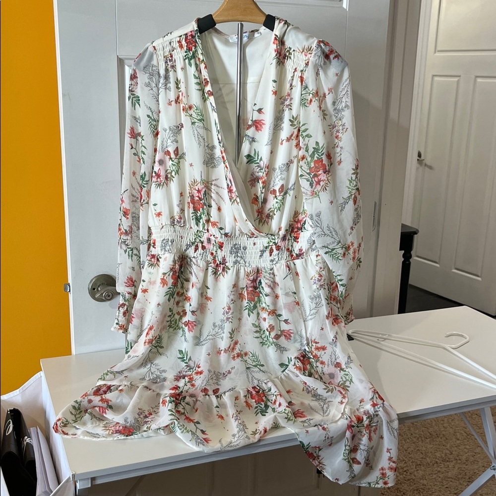 Ricki's White Floral Long Sleeve Dress